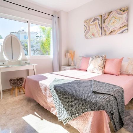 2Bdr Penthouse, Los Naranjos, W/Pool, 2Km P.Banus Марбелья Екстер'єр фото