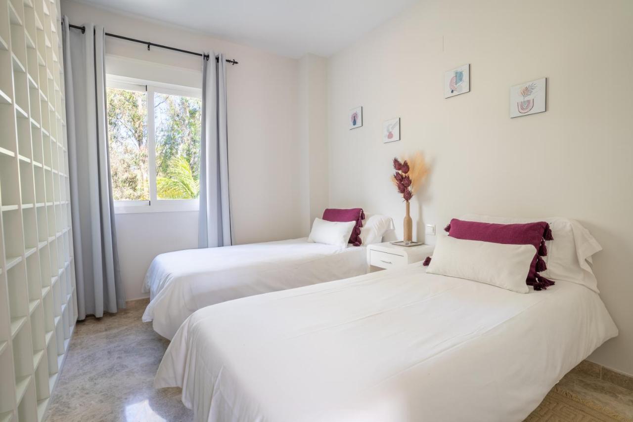 2Bdr Penthouse, Los Naranjos, W/Pool, 2Km P.Banus Марбелья Екстер'єр фото