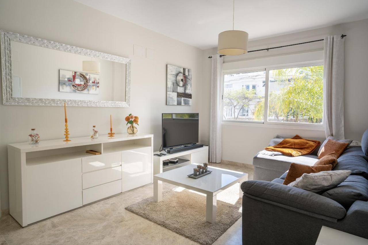 2Bdr Penthouse, Los Naranjos, W/Pool, 2Km P.Banus Марбелья Екстер'єр фото